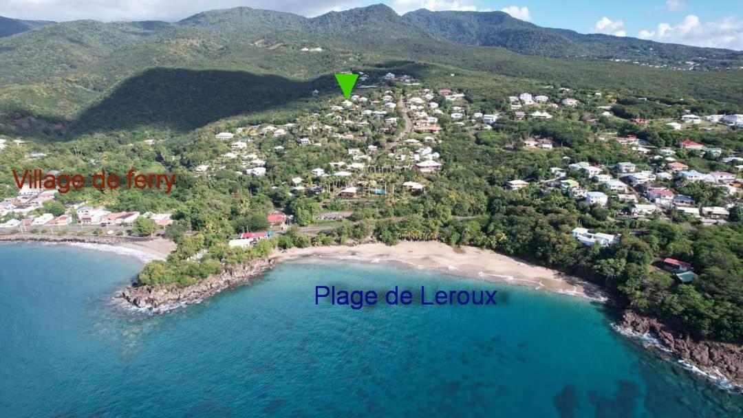 Bungalow With Sea View In Деше Экстерьер фото